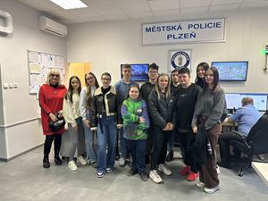 Studenti střední školy se seznámili s prací Městské policie Plzeň